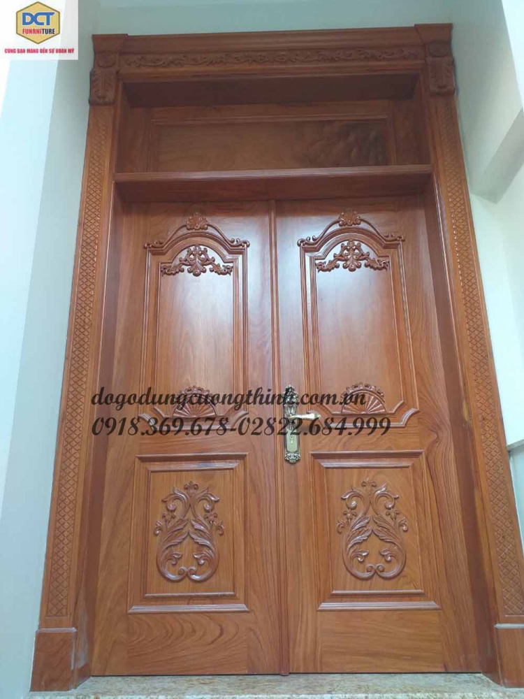 cánh cửa phòng tân cổ điển gỗ gõ đỏ